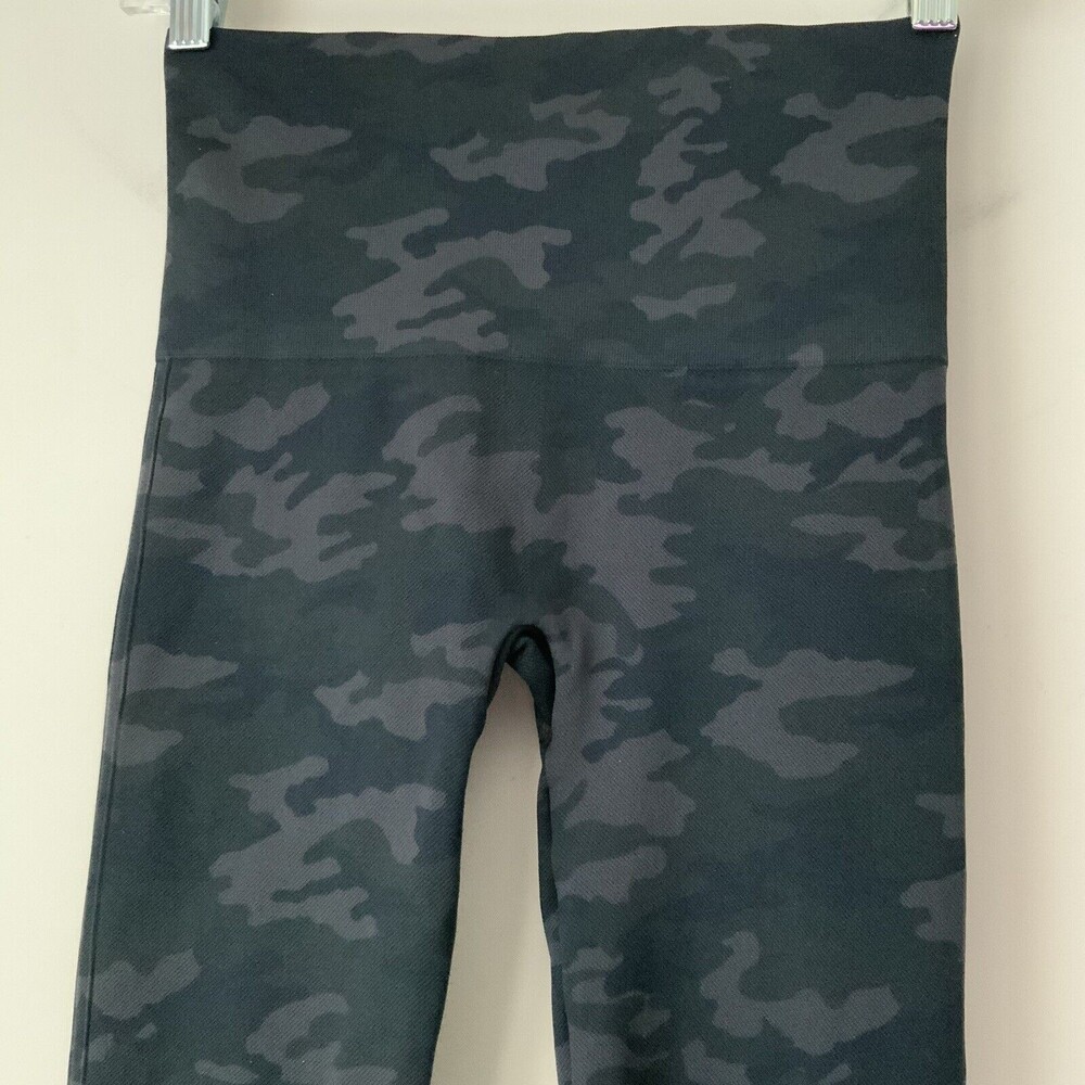 Spanx Look at Me Now Leggings Camouflage Pull-on  M - Picture 6 of 8